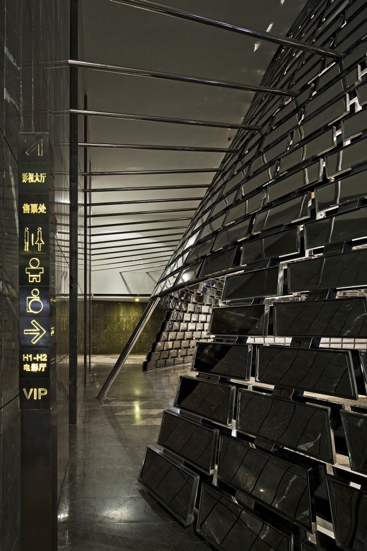 26_Pixel-Box-Cinema-by-One-Plus-Partnership-Wuhan-China-06.jpg