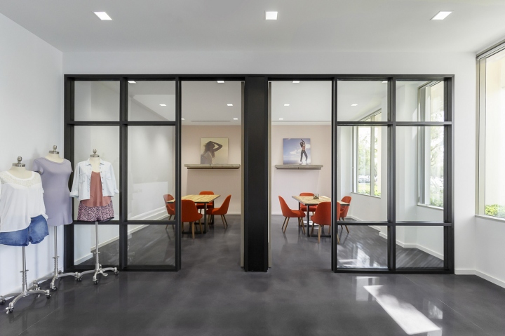 16_Wet-Seal-offices-by-LPA-Irvine-California-05.jpg