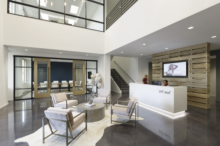 10_Wet-Seal-offices-by-LPA-Irvine-California.jpg