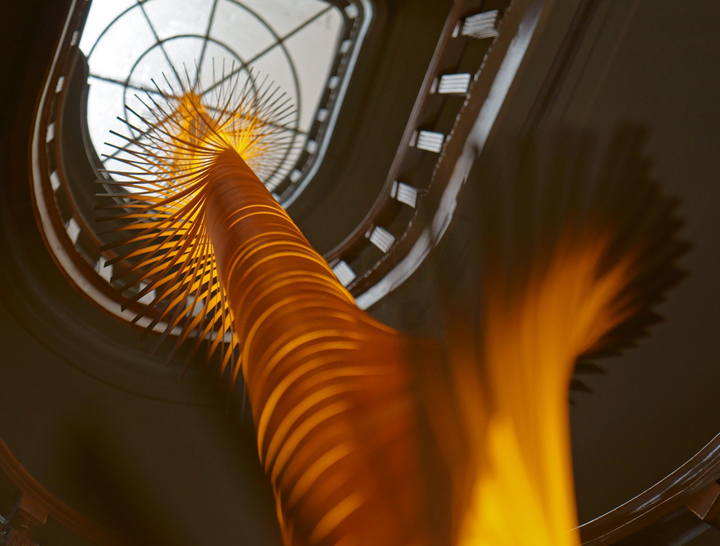 10_Helix-modular-lamp-by-Mike-Vanbelleghem-for-Passion-4-Wood.jpg