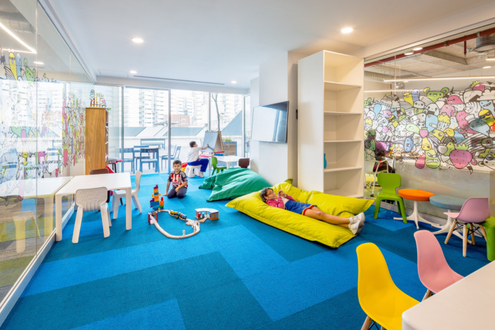 13_ITESM-Nuevo-Sur-Offices-by-Oxigeno-Arquitectura-06.jpg