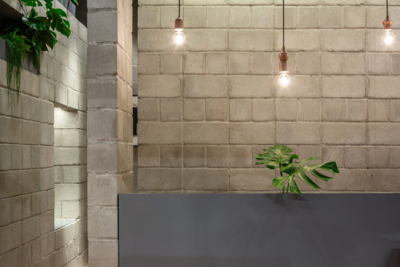 17_Shop-ITSU-Rio-de-Janeiro-by-Terra-e-Tuma-Arquitetos-Associados-09-780x520.jpg