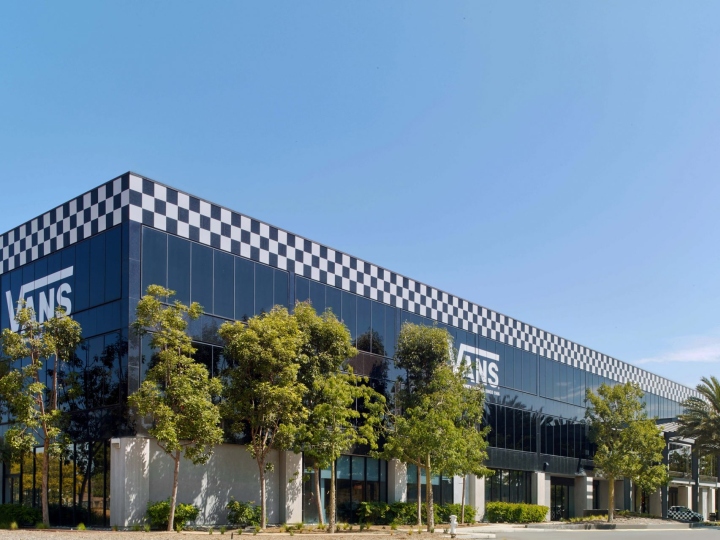 32_Vans-headquarters-by-Rapt-Studio-California12.jpg
