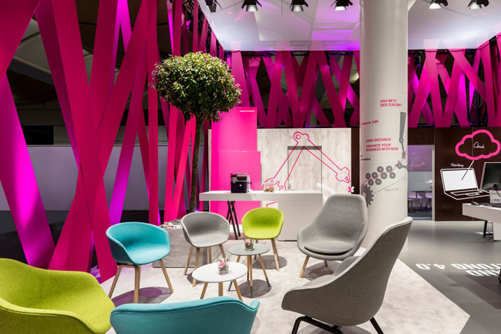 9_Deutsche-Telekom-stand-by-hartmannvonsiebenthal-Hannover-Germany.jpg