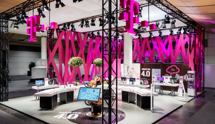 22_Deutsche-Telekom-stand-by-hartmannvonsiebenthal-Hannover-Germany-02.jpg