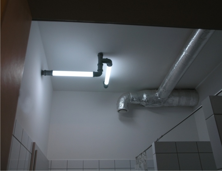 26_Atomic-lighting-tubes-by-emandes-studio-01.jpg
