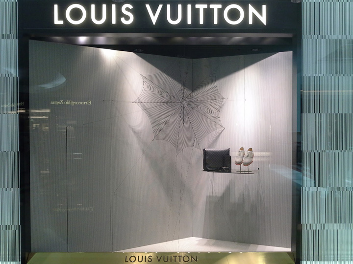 14_Louis-Vuitton-Spider-web-windows-Kuala-Lumpur-Malaysia-02.jpg
