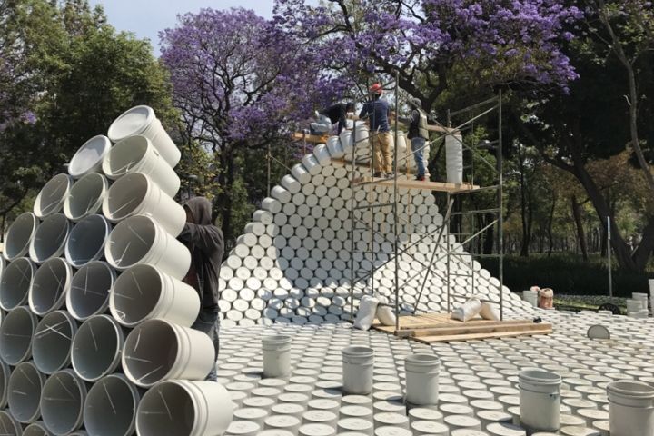 18_Wave-of-buckets-by-Factor-Eficiencia-and-5468796-architecture-Mexico-City-Mexico02.jpg