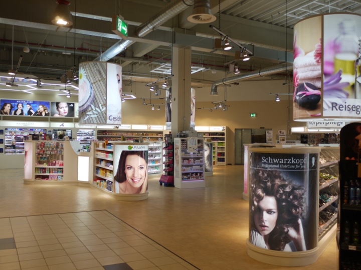 34_Edeka-supermarket-Dusseldorf-08.jpg
