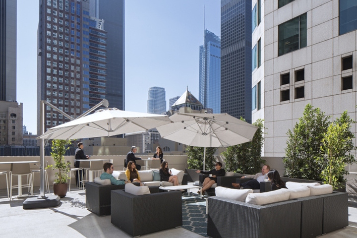 22_Akerman-LLP-Offices-by-Wirt-Design-Group-Los-Angeles-California-11.jpg
