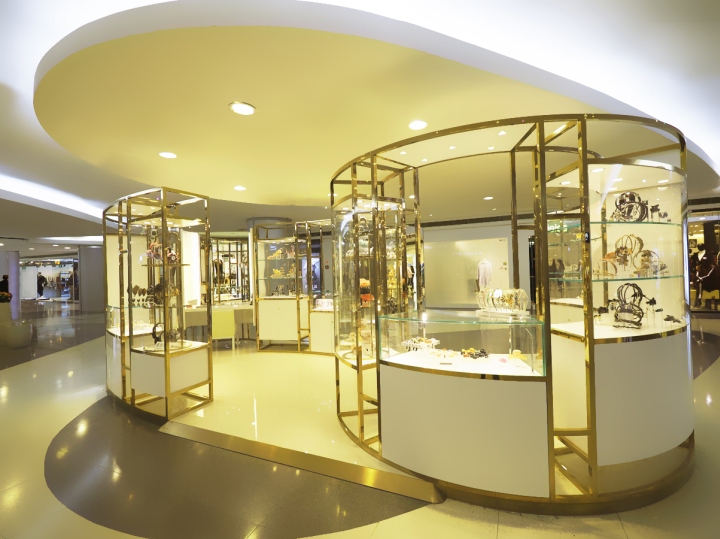 13_Alexandre-Zouari-Pop-up-Store-by-ORANGE-design-Beijing-China-05.jpg