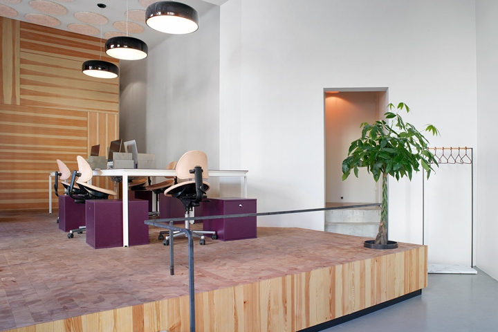 9_Estate-agent-company-offices-by-VIDA-Stockholm-Sweden(1).jpg
