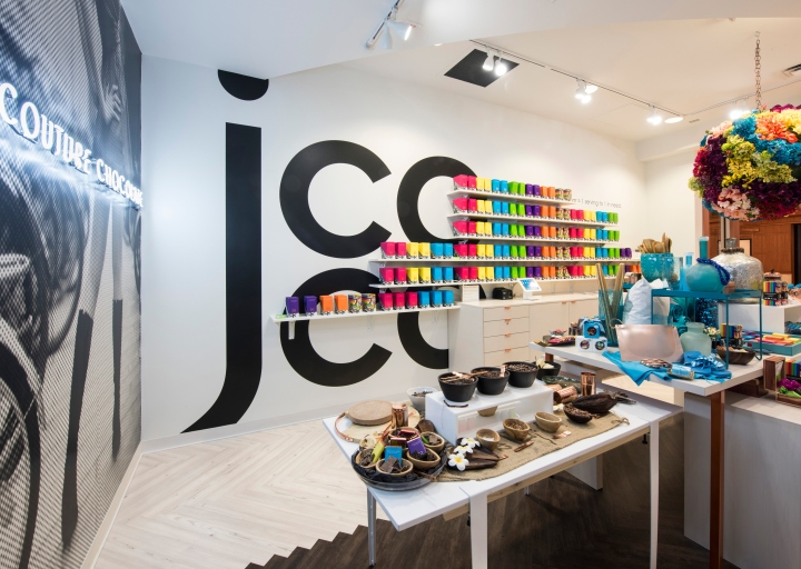 19_jcoco-Pop-up-Shop-by-MG2-Bellevue-Washington-02.jpg