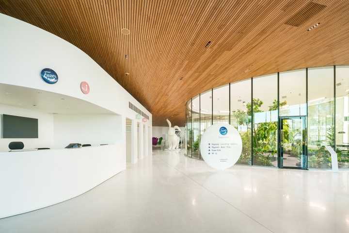 27_Fazer-Visitor-Center-Meeting-Center-by-K2S-Architects-Vantaa-Finland06.jpg