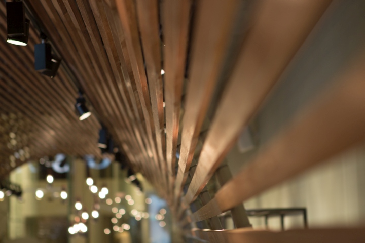 31_Jigsaw-Westfield-Store-by-Checkland-Kindleysides-London-UK-09.jpg