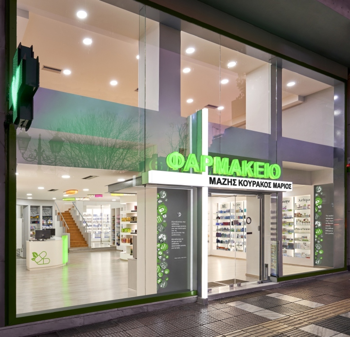 16_Mazis-Marios-pharmacy-by-Lefteris-Tsikandilakis-Pireaus-Greece-05.jpg