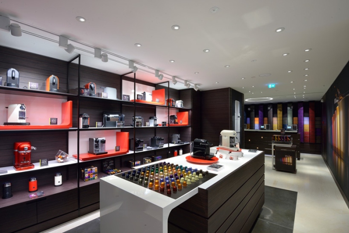 32_Nespresso-Flagship-Store-by-Parisotto-Formenton-Milan-Italy-13.jpg