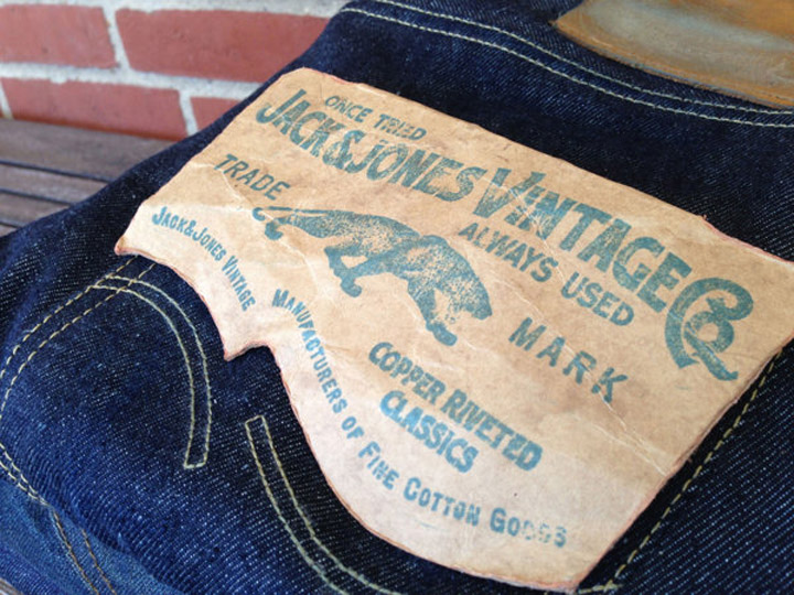 12_Jack-Jones-back-pocket-flasher-by-Aaron-von-Freter-03.jpg