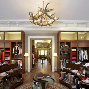 25_Fox-Land-store-by-Projectlife-StPetersburg-300x300.jpg
