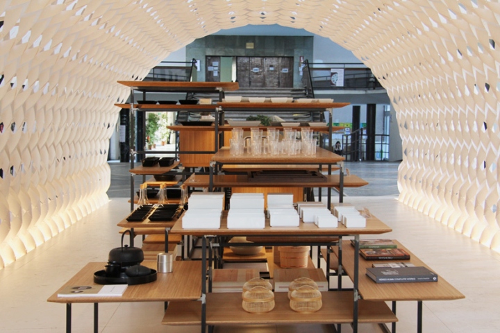 28_Irori-Pavilion-by-Kengo-Kuma-Milan-Italy-04.jpg
