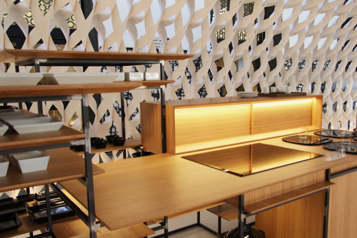 26_Irori-Pavilion-by-Kengo-Kuma-Milan-Italy-06.jpg