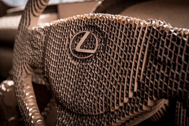 27_Origami-Car-by-LEXUS-Lasercut-Works-09.jpg