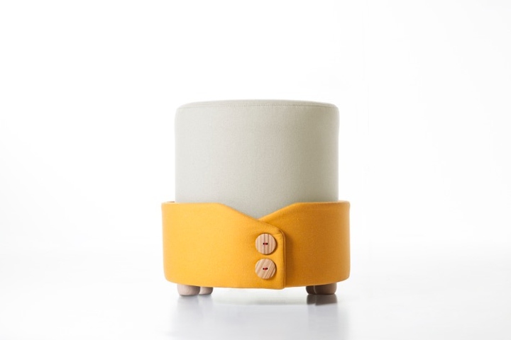 14_Polsino-pouf-by-Alessandro-Damin-for-Formabilio-05.jpg
