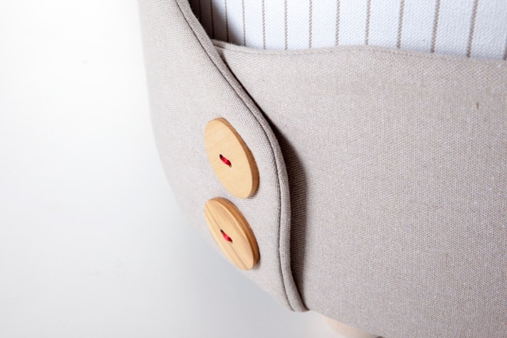 17_Polsino-pouf-by-Alessandro-Damin-for-Formabilio-02.jpg