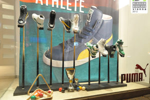 7_Puma-window-displays-Autumn-2012-Vienna-300x200.jpg