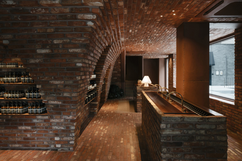 9_Aesop-store-by-Mlkk-Studio-01-780x520.png