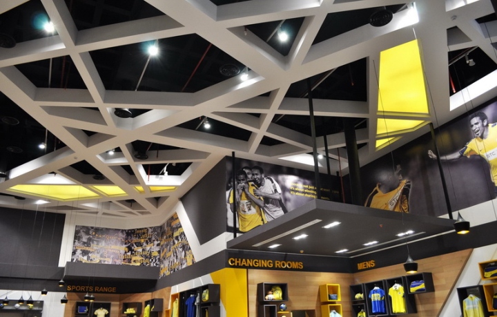 18_Al-Nassr-retail-store-by-Redesign-Group-Riyadh-Saudi-Arabia-06.jpg