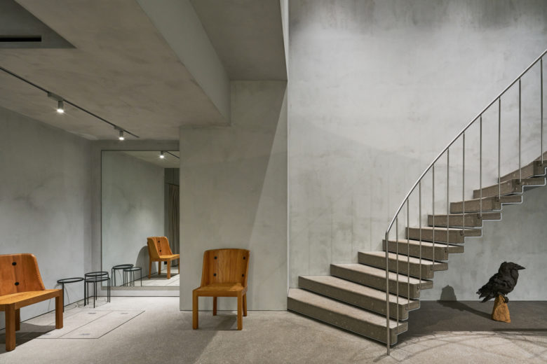 13_ARTS-SCIENCE-Aoyama-Store-by-Atelier-Tsuyoshi-Tane-Architects-04-780x520.jpg