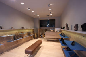 6_Seraphita-shoe-shop-Stone-Designs-Madrid-300x200.jpg