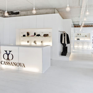 19_Y-Di-Cassanova-store-by-Van-Halewyck-Marco-300x300.jpg