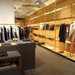 42_APC-store-by-Laurent-Deroo-Paris-300x300.jpg