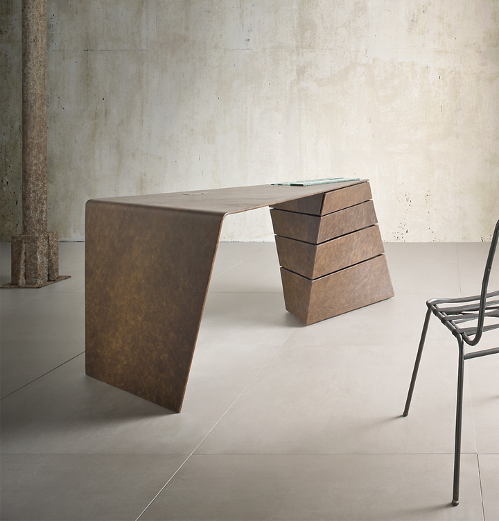 17_Torque-Desk-Alessandro-Isola-Supriya-Mankad-I-M-Lab-02.jpg