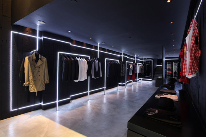 8_Black-Barrett-store-Hong-Kong.jpg