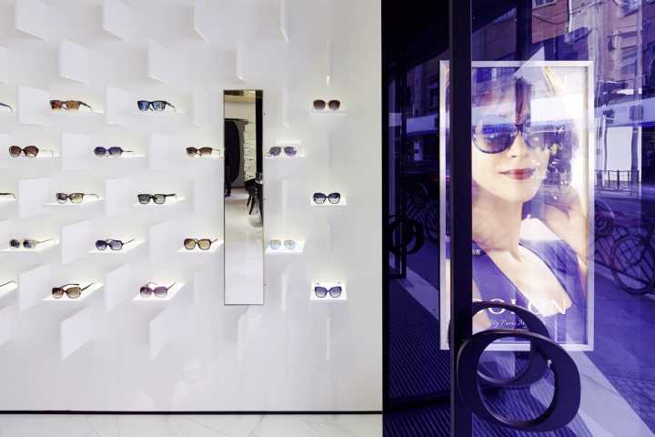 43_Bolon-Eyewear-store-by-Ippolito-Fleitz-Group-Shanghai-China-06.jpg
