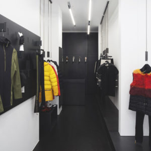 28_Les-Cinq-Paris-showroom-atelier-by-DID-Studio-Paris-France-300x300.jpg