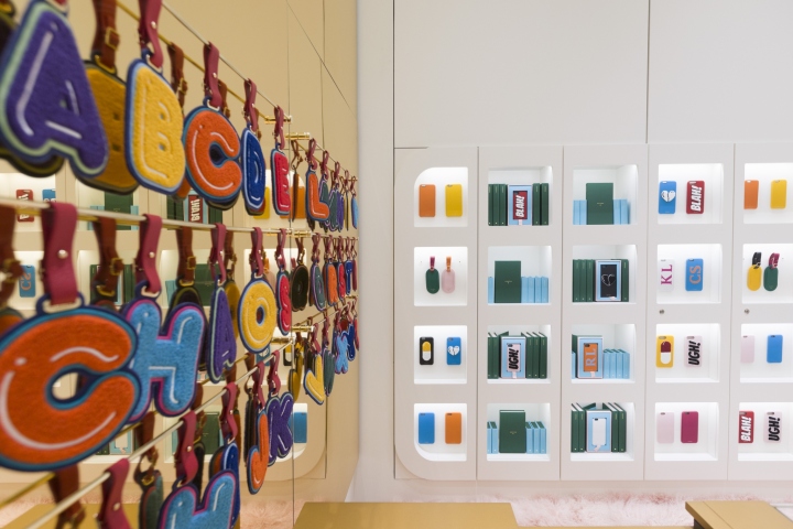 22_CHAOS-store-by-Studiofibre-London-UK05.jpg
