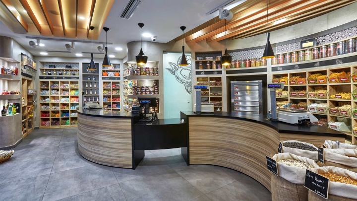 20_CHORAITIS-dry-nut-store-by-Lefteris-Tsikandilakis-Heraklion-Crete-Greece-02.jpg