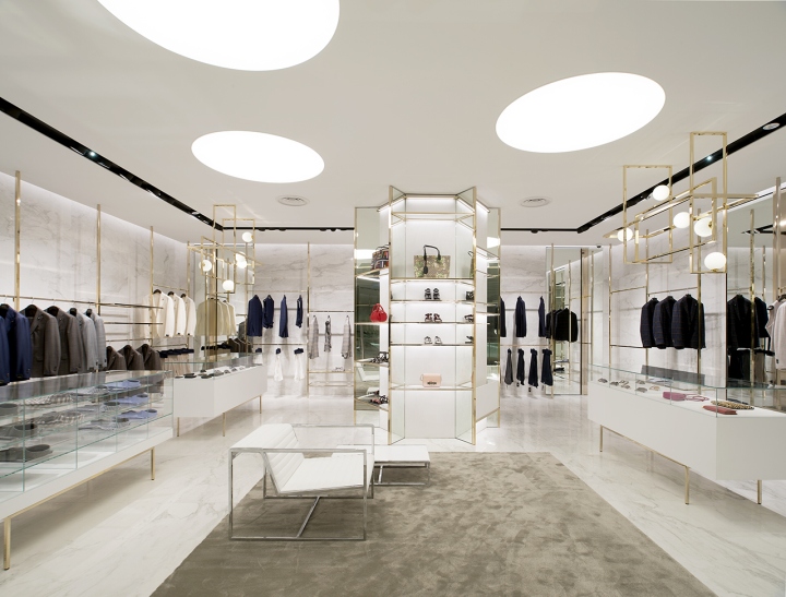 21_Closet-store-by-Meregalli-Merlo-Architetti-Associati-Singapore-02.jpg