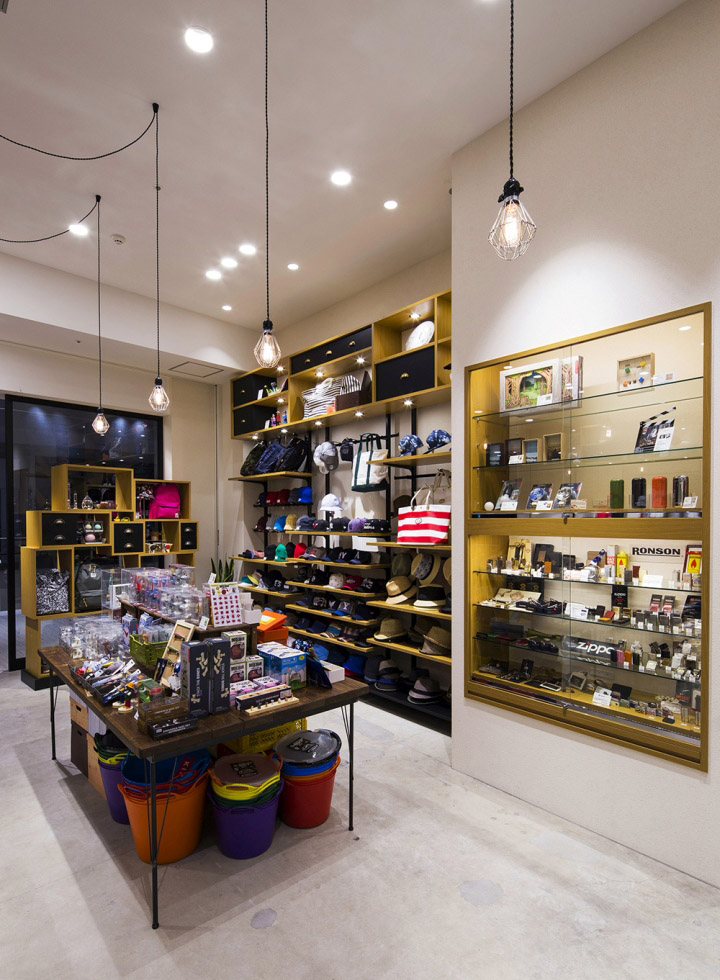 29_Collectors-Store-by-icemoon-Fujimi-City-Japan-06.jpg