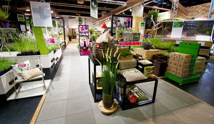18_Concept-Store-by-De-Haan-Group-at-the-Spoga-Gafa-Cologne-Germany-04.jpg