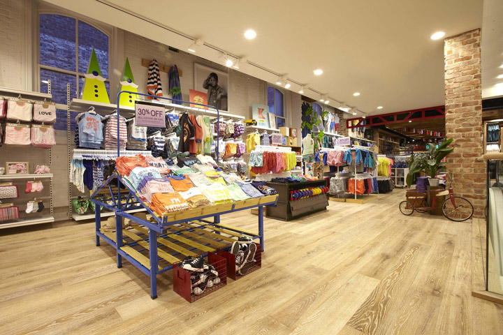 32_Cotton-On-flagship-super-store-Adelaide-05.jpg
