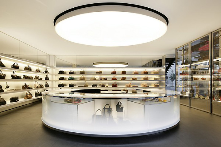 39_Marc-Jacobs-flagship-store-by-Jaklitsch-Gardner-Tokyo-05.jpg