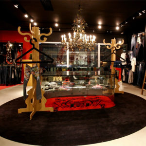 45_Evisu-store-by-Design-Systems-Hong-Kong-300x300.jpg
