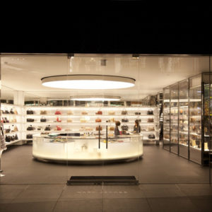 32_Marc-Jacobs-flagship-store-by-Jaklitsch-Gardner-Tokyo-300x300.jpg