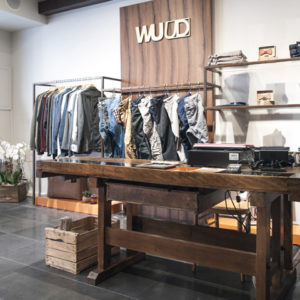 6488_WUUD-clothing-store-by-ragodesign-Faenza-Italy-300x300.jpg