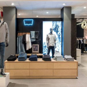 16_Levis-House-of-Fraser-by-FormRoom-Bristol-Norwich-and-Gateshead-UK-300x300.jpg